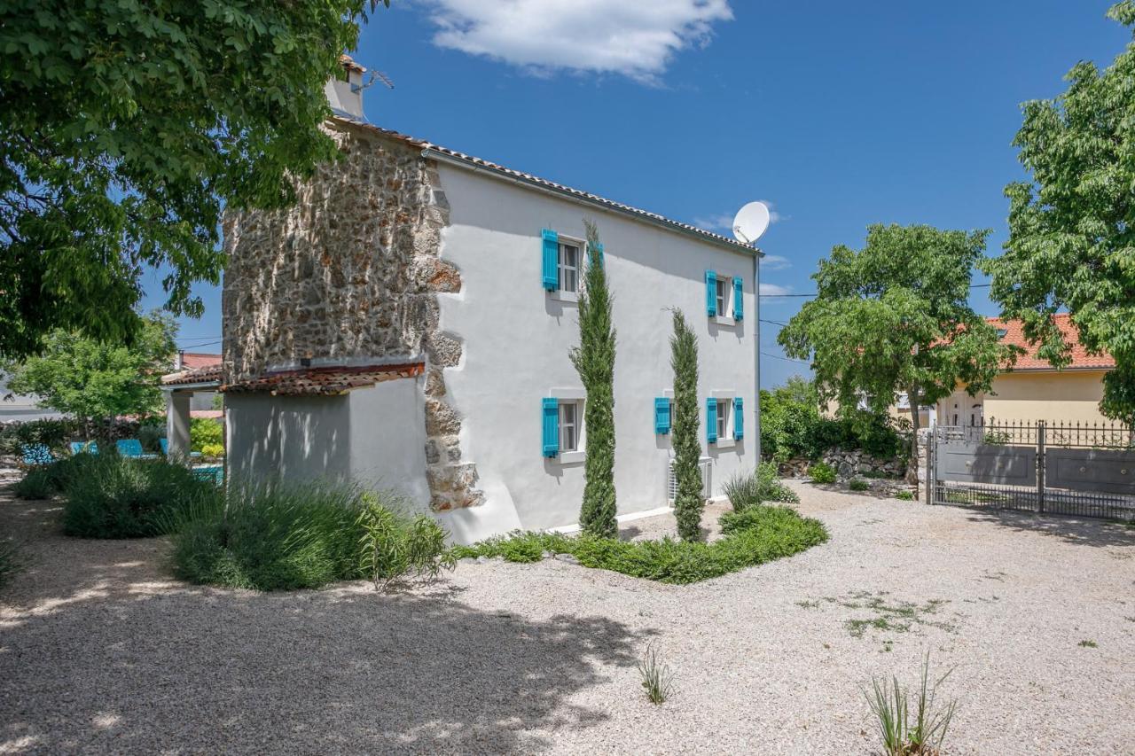 Heritage Villa Laurel Malinska Exterior photo